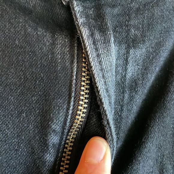 Reformation woman’s black jeans - Picture 7 of 13